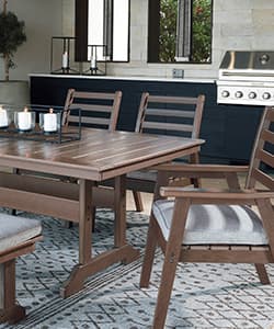 Outdoor Dining Tables